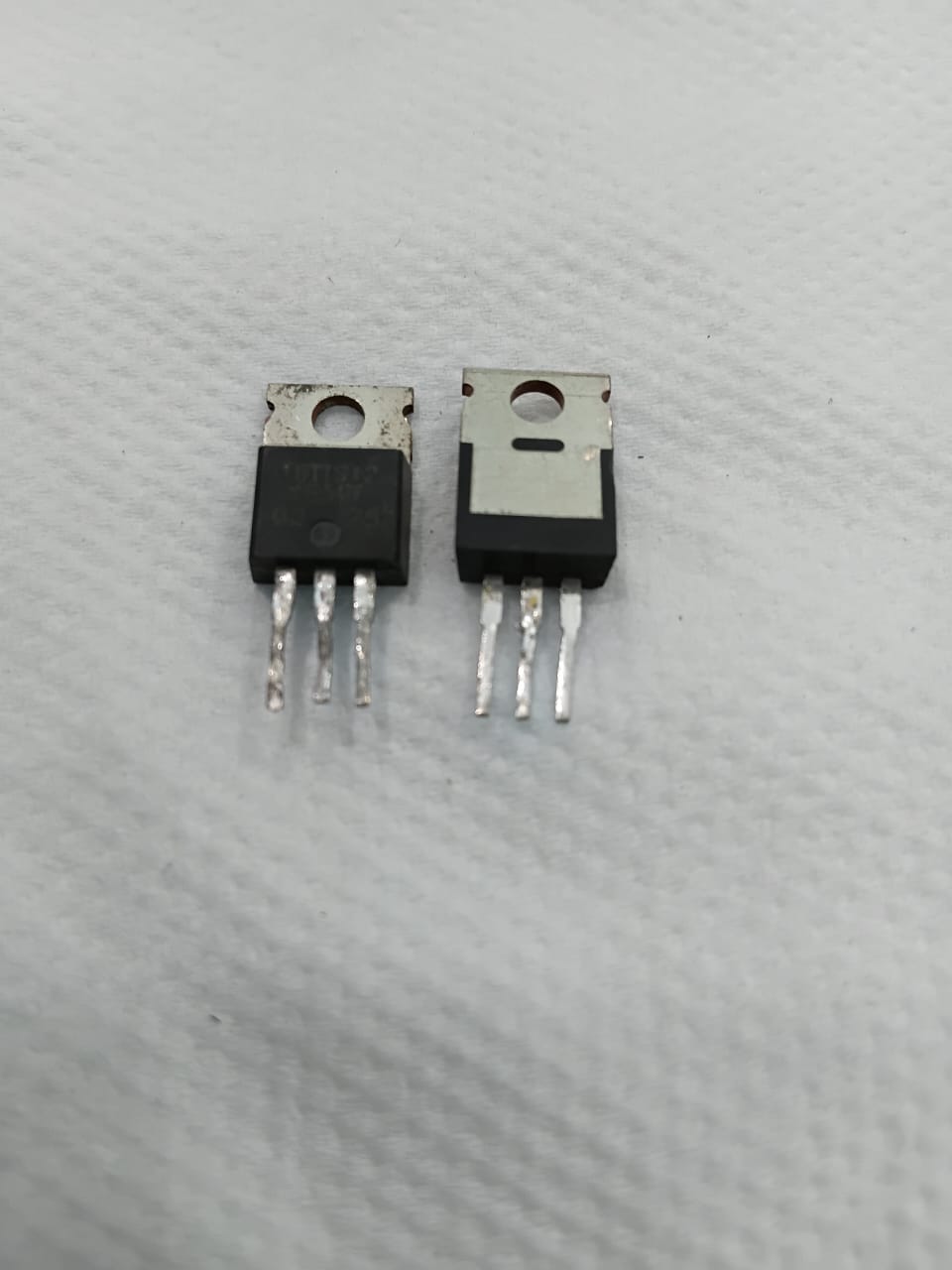16TTS12 mosfet Refurbished okay tested (qyt20)