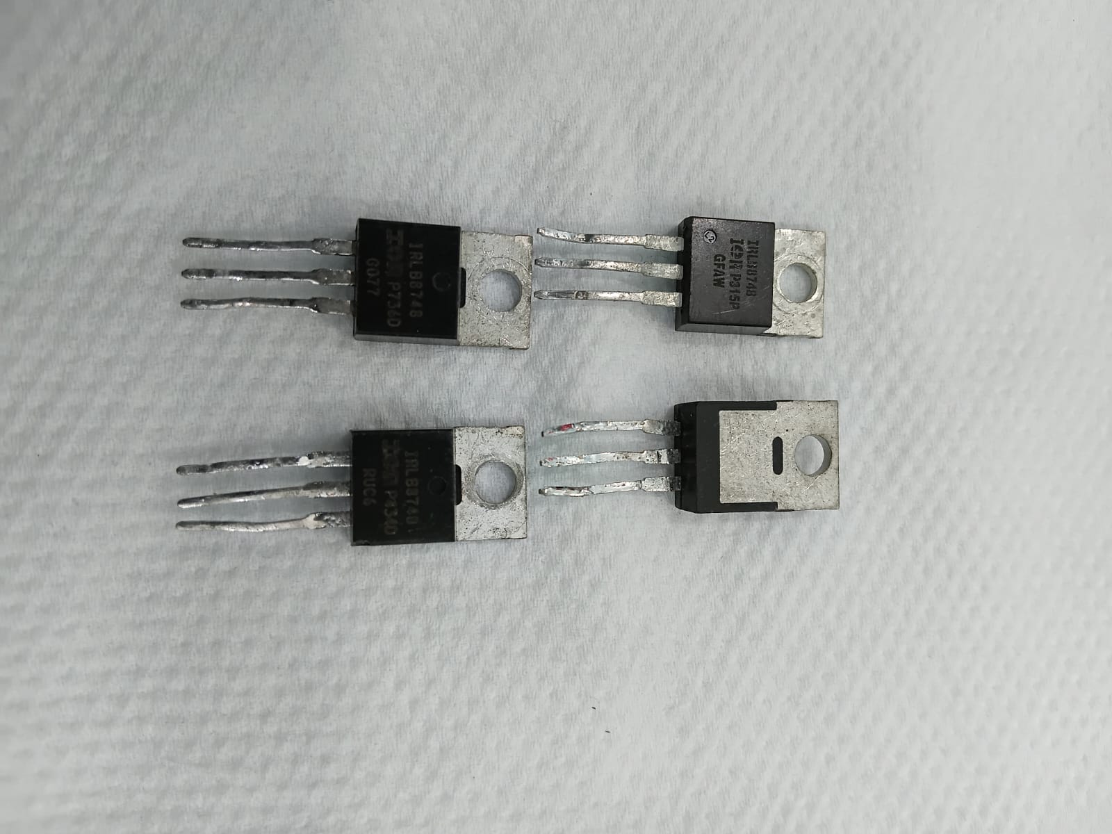 IRLB8748 mosfet   Refurbished okay tested (qyt 20)